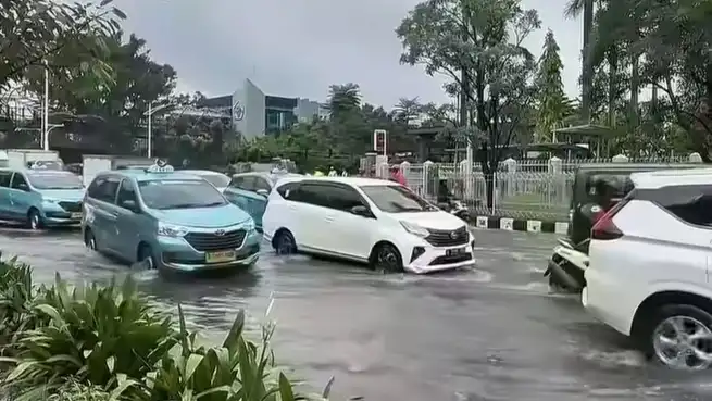 Banjir di Jakarta Meluas, 80 RT dan 23 Ruas Jalan Terendam