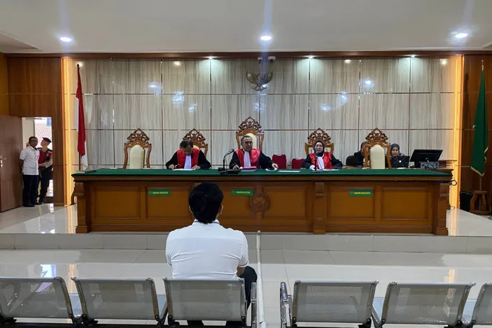 Kasus Resbob: Tuntutan 2,5 Tahun, Pesan Keras untuk Konten Kreator